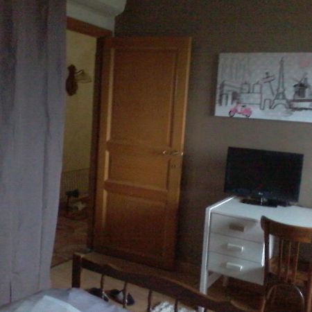La Capelle Maison Du Herisson מראה חיצוני תמונה